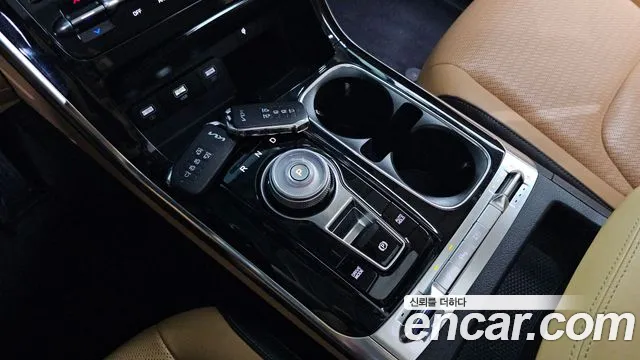 Kia Canival Carnival 4 поколение Бензин 9 мест Signature — Фото автомобиля 9