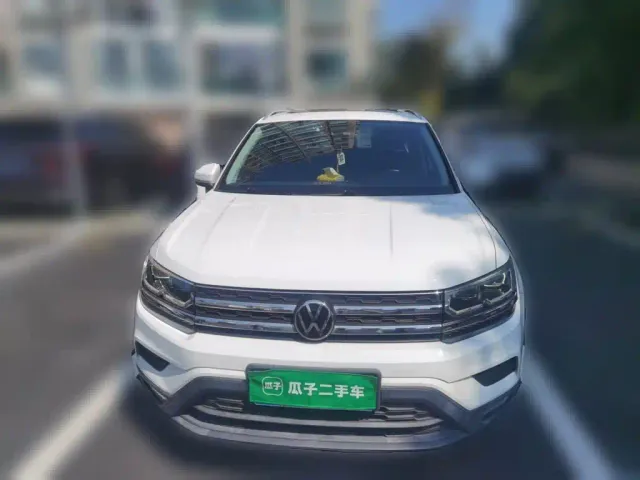 Volkswagen Tharu — Фото автомобиля 2