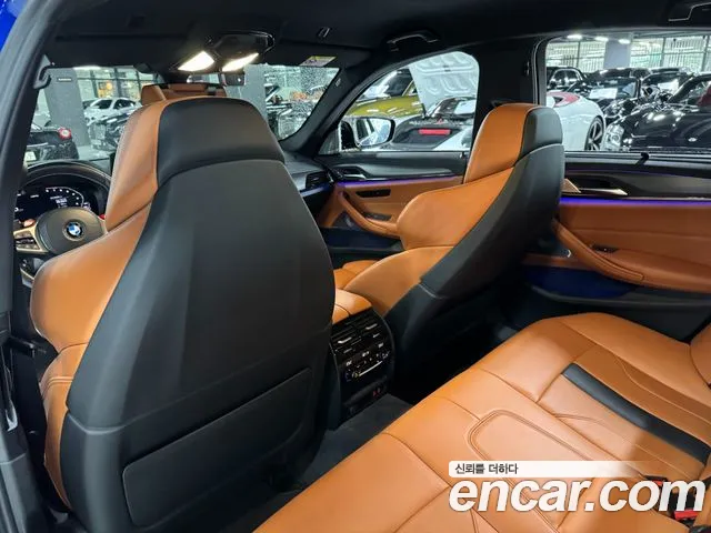 BMW M5 — Фото автомобиля 7