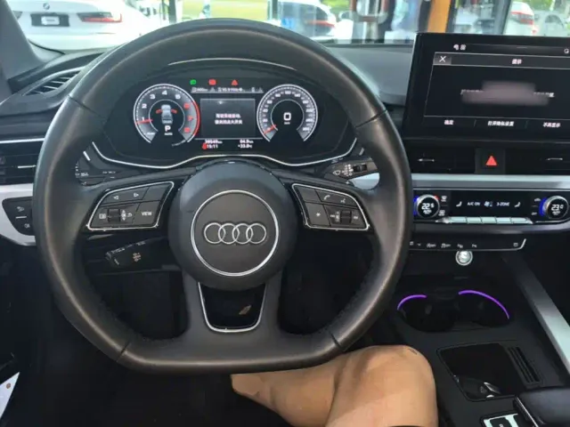 Audi A4L — Фото автомобиля 10