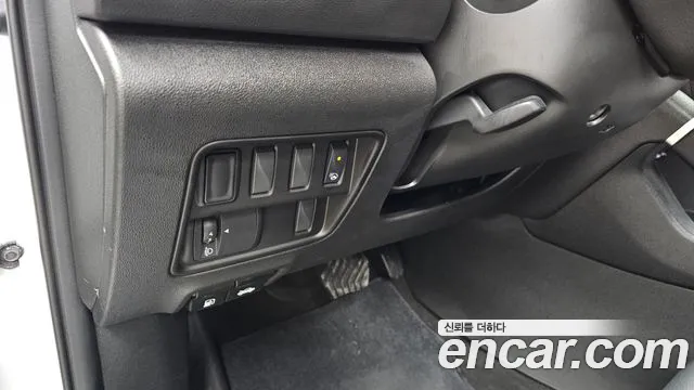 Renault Korea QM6 New — Фото автомобиля 24