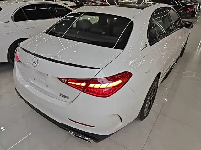 Mercedes-Benz C-Class — Фото автомобиля 4