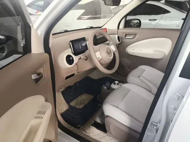 Wuling Hongguang Mini EV — Фото автомобиля 15