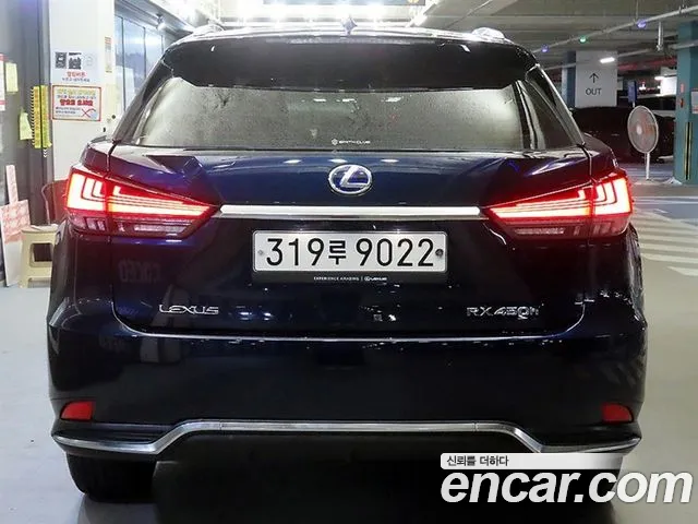 Lexus RX — Фото автомобиля 4