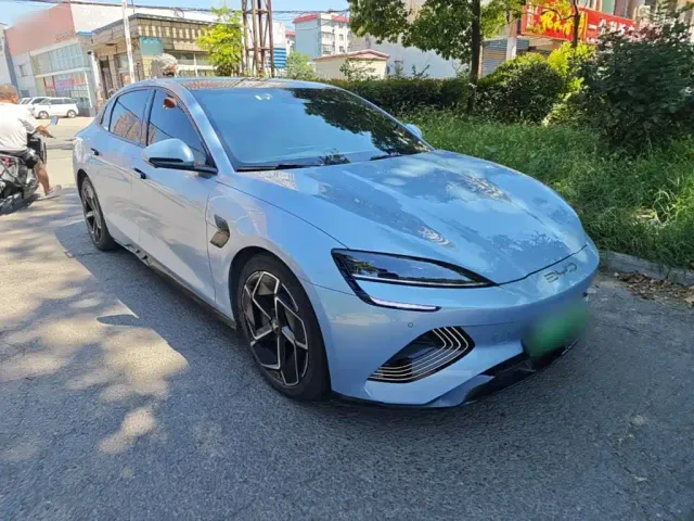 BYD Seal — Фото автомобиля 3