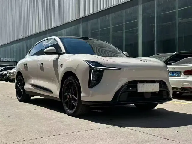 IM Motors LS6 — Фото автомобиля 3