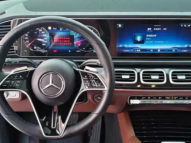 Mercedes-Benz GLE-Class — Фото автомобиля 8