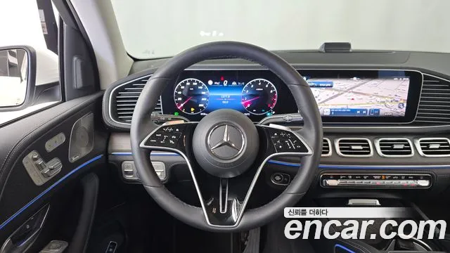 Mercedes-Benz GLE-Class — Фото автомобиля 19