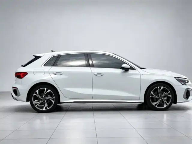 Audi A3 — Фото автомобиля 4