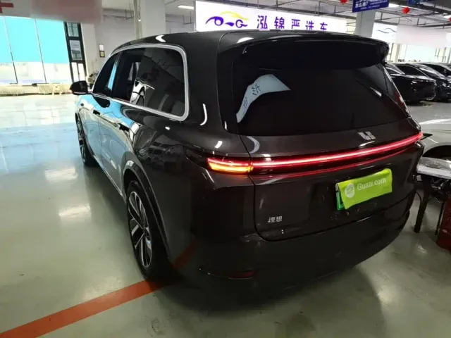 Li Auto L9 — Фото автомобиля 4