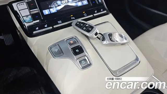 Hyundai Grandeur Grandeur (New) — Фото автомобиля 12