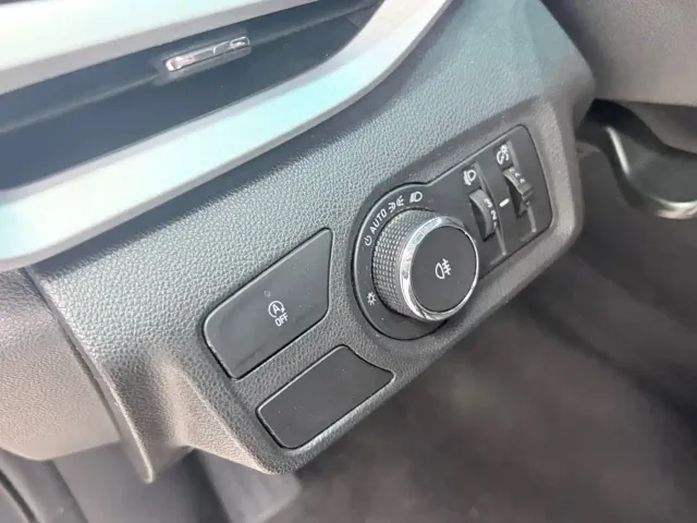 Chevrolet Orlando — Фото автомобиля 10