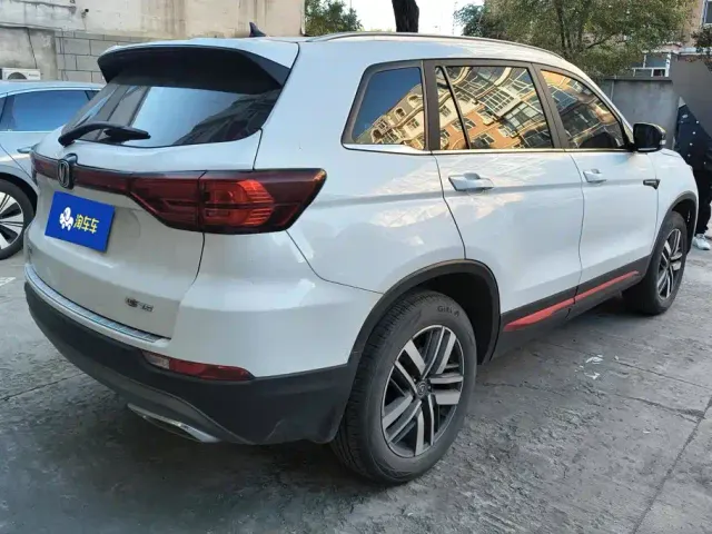 Changan CS75 — Фото автомобиля 3