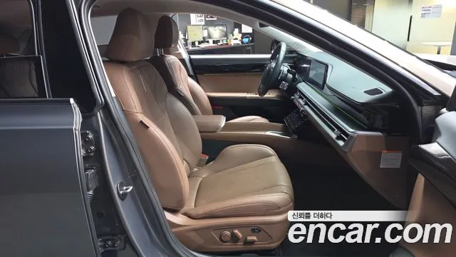 Hyundai Grandeur GN7 — Фото автомобиля 17