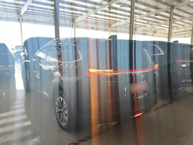 Buick Envision Plus — Фото автомобиля 4