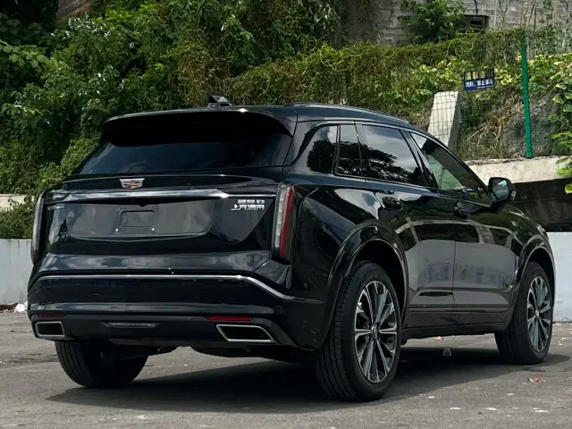 Cadillac XT5 — Фото автомобиля 14