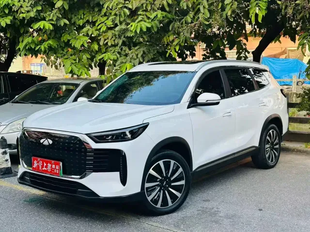 Фотография автомобиля — Chery Fengyun T8