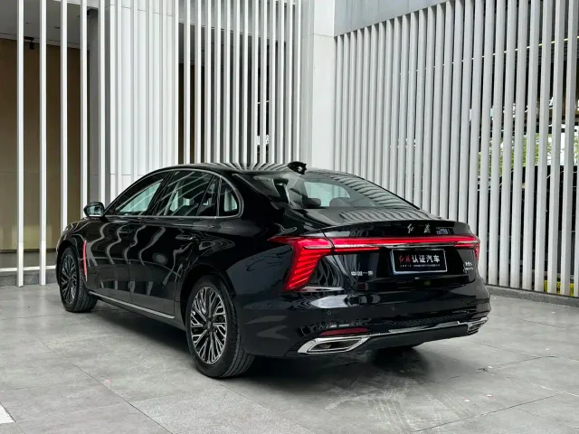 Hongqi H5 — Фото автомобиля 11