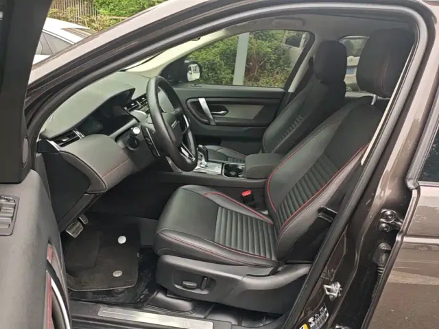 Land Rover Discovery Sport — Фото автомобиля 14