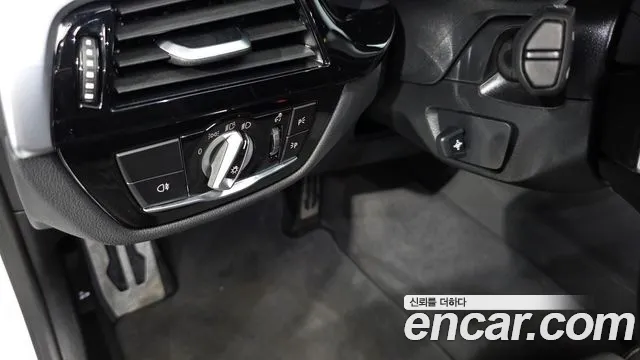 BMW 5 Series — Фото автомобиля 29