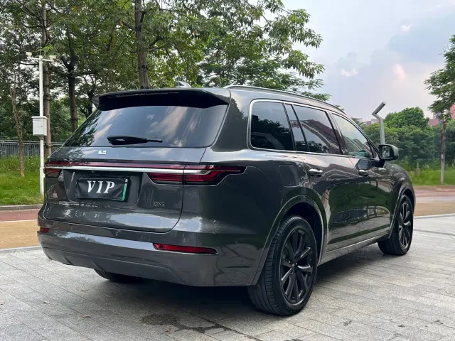 Li Auto ONE — Фото автомобиля 4