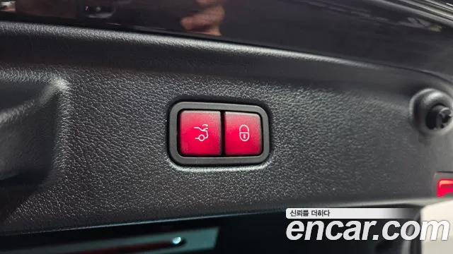 Mercedes-Benz S-Class — Фото автомобиля 20