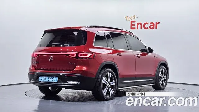 Mercedes-Benz EQB — Фото автомобиля 2