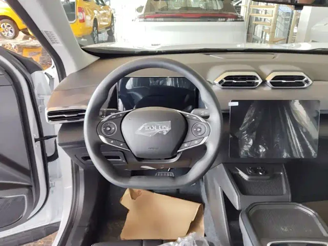 Dongfeng SKY EV01 — Фото автомобиля 10