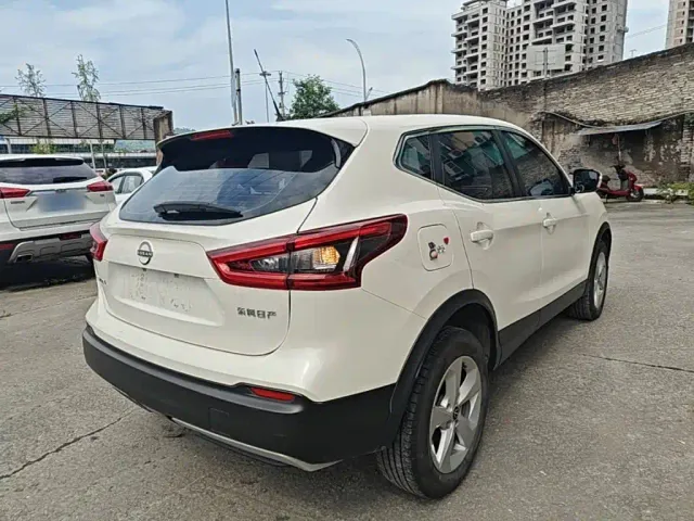 Nissan Qashqai — Фото автомобиля 6