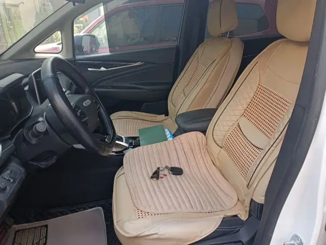 Maxus G50 — Фото автомобиля 16