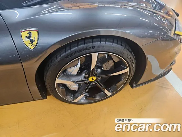 Ferrari SF90 — Фото автомобиля 15