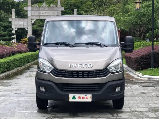 Iveco Daily — Фото автомобиля 2