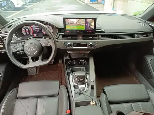 Audi A4L — Фото автомобиля 9