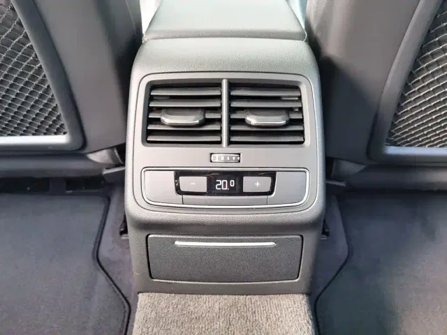 Audi A4L — Фото автомобиля 24