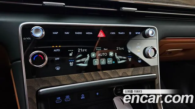 Genesis GV80 2.5T Бензин 2WD — Фото автомобиля 16