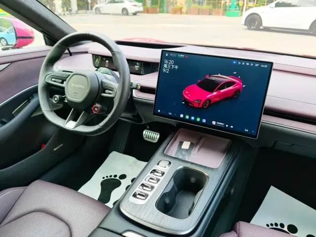 Xiaomi SU7 — Фото автомобиля 25