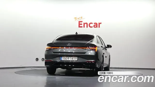 Hyundai Avante CN7 — Фото автомобиля 4