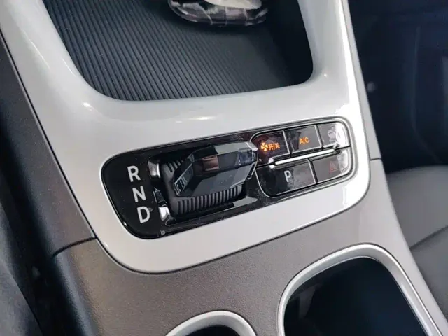 Geely Starry Wish — Фото автомобиля 13