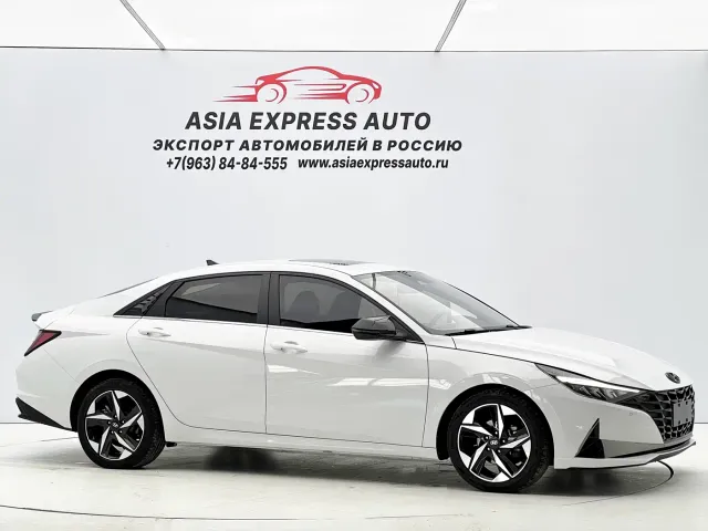 Hyundai Elantra — Фото автомобиля 3
