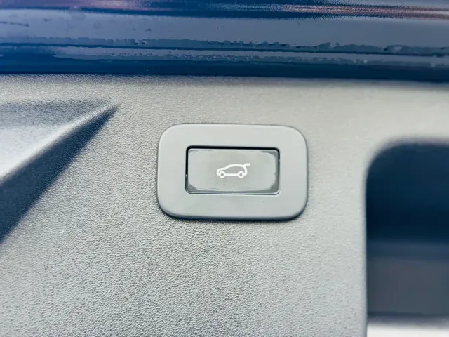 Land Rover Discovery Sport — Фото автомобиля 22