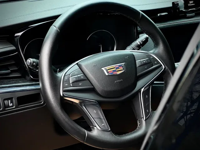 Cadillac XT5 — Фото автомобиля 12