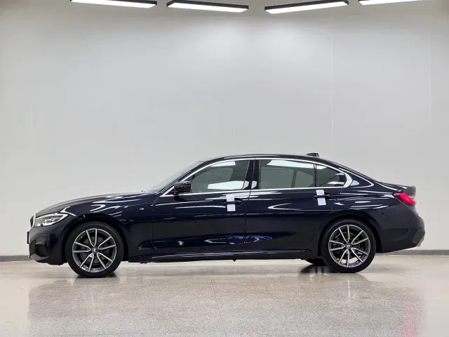 BMW 3 Series — Фото автомобиля 10
