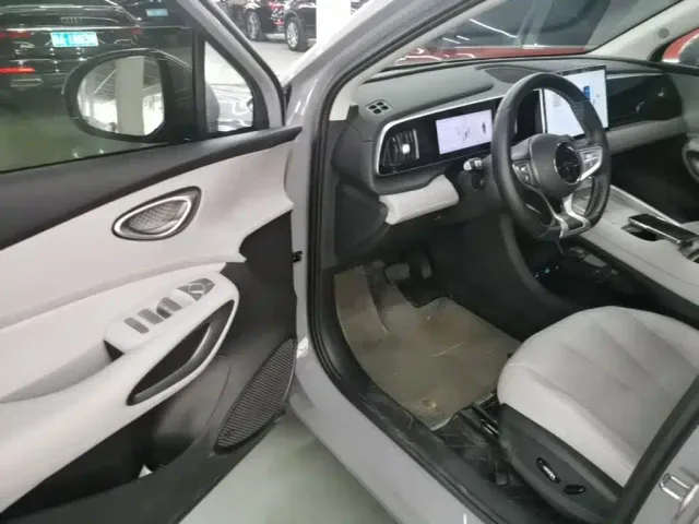 BYD Sealion 05 EV — Фото автомобиля 15