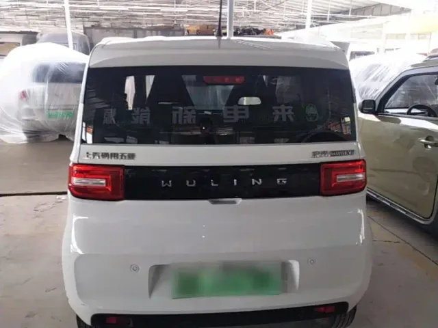 Wuling Hongguang Mini EV — Фото автомобиля 5