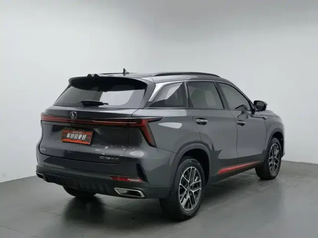 Changan CS75 Plus — Фото автомобиля 2