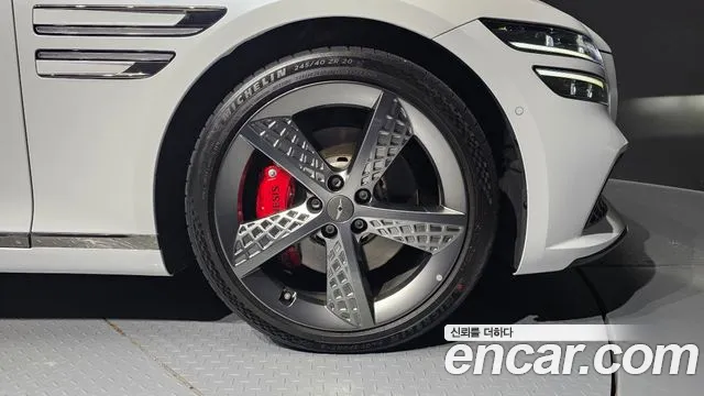 Genesis G80 RG3 — Фото автомобиля 6
