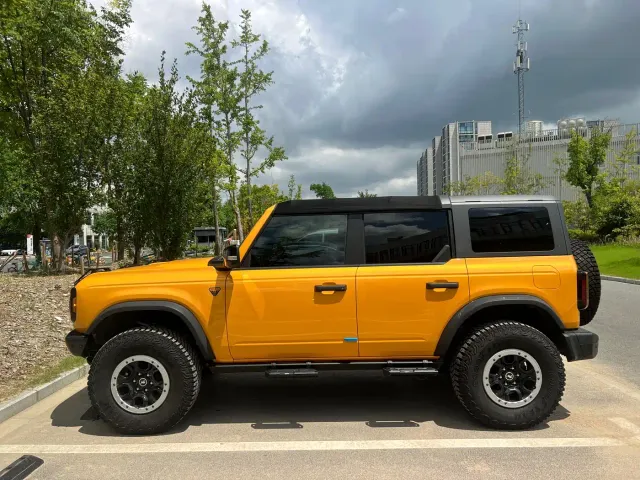Ford Bronco — Фото автомобиля 7