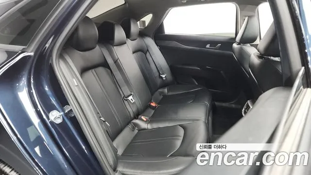 Kia K5 Новый K5 3 поколение 2.0 LPi(Для проката) — Фото автомобиля 12