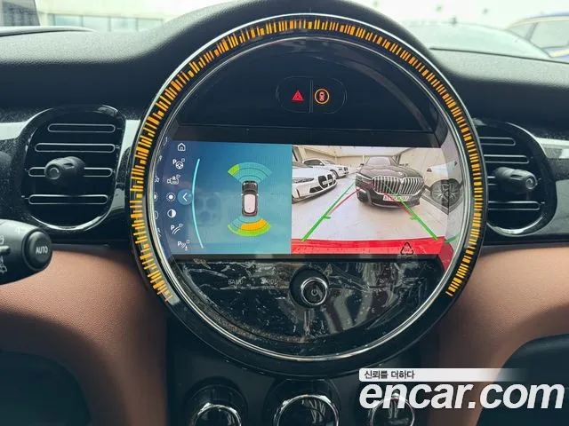 MINI Cooper — Фото автомобиля 3