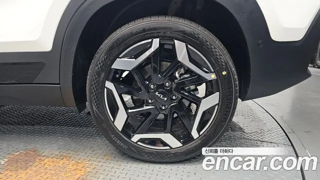 Kia Seltos Бензин 1.6 турбо 2WD — Фото автомобиля 18